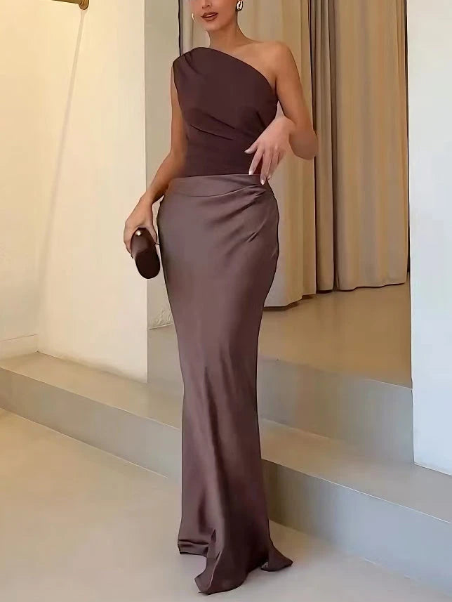 Women's Elegant Flowy Maxi Wedding Guest Dress with One Shoulder