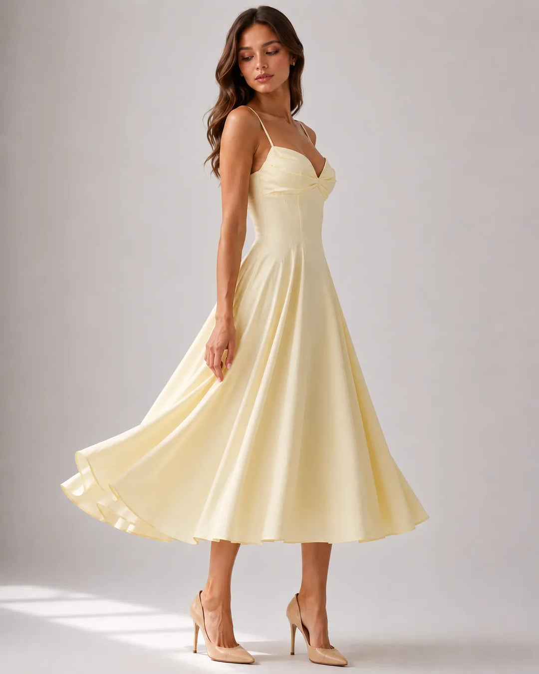 Women's Elegant Flowy Midi Wedding Guest Dress with Ruched Sweetheart Neckline