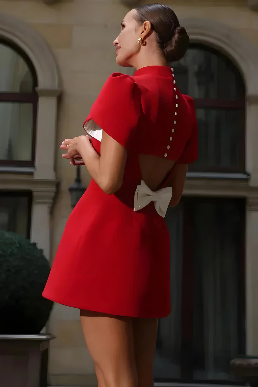 Women's Formal Elegant Mini Cocktail Dress with Statement Sleeves