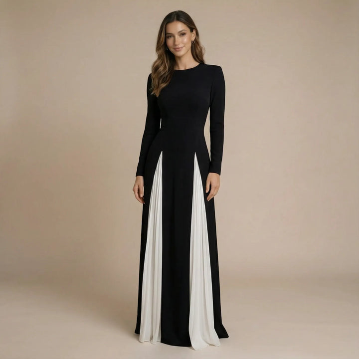 Women's Pleated Elegant Maxi Wedding Guest Dress with Sweetheart Neckline